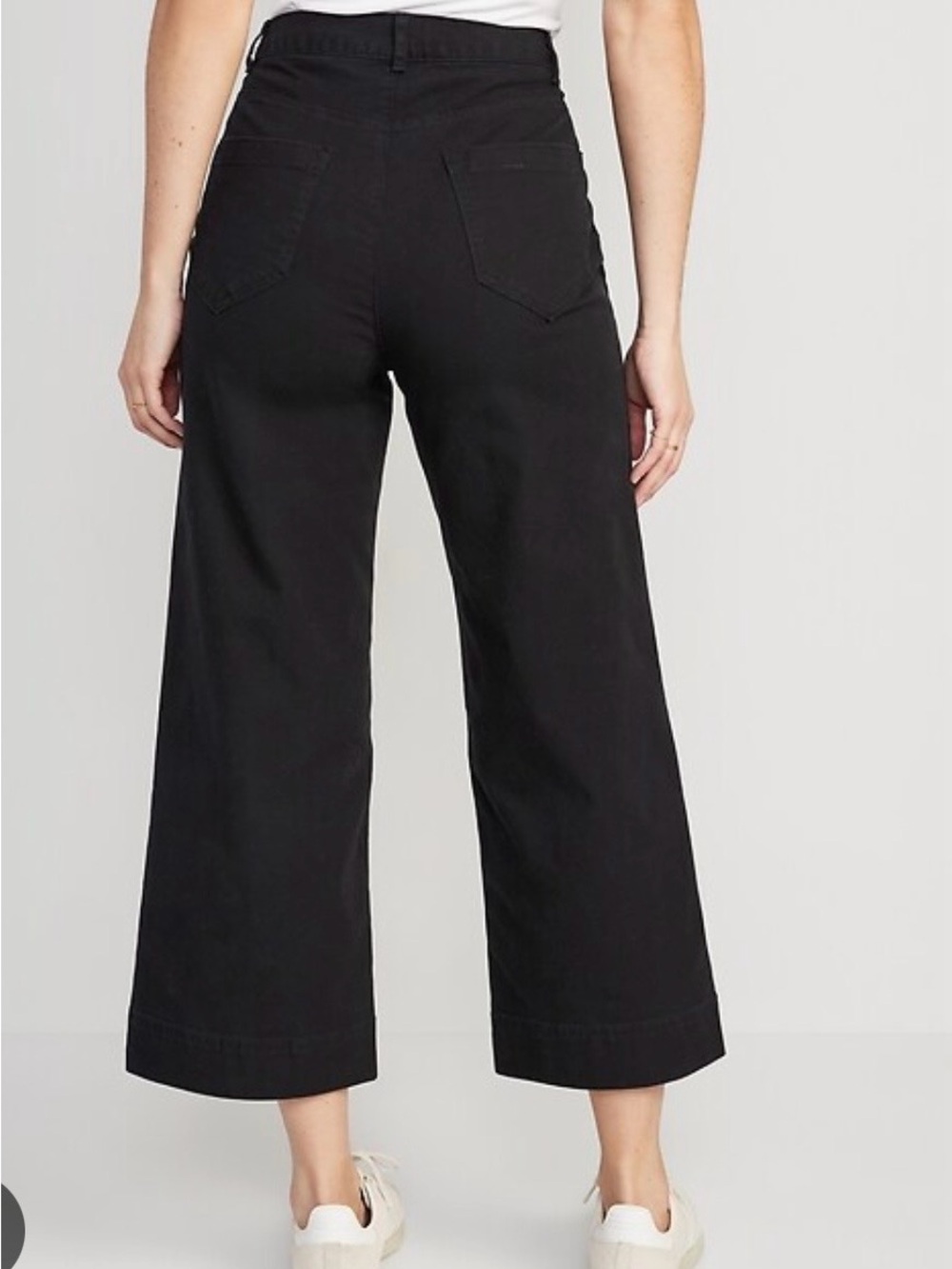 Old Navy Black Wide-Leg Cropped Chino Pants